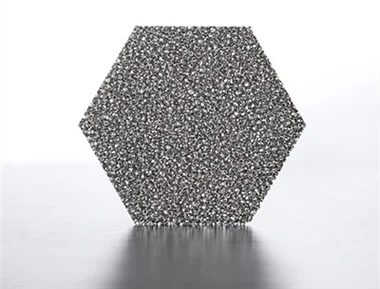 Порозни метал